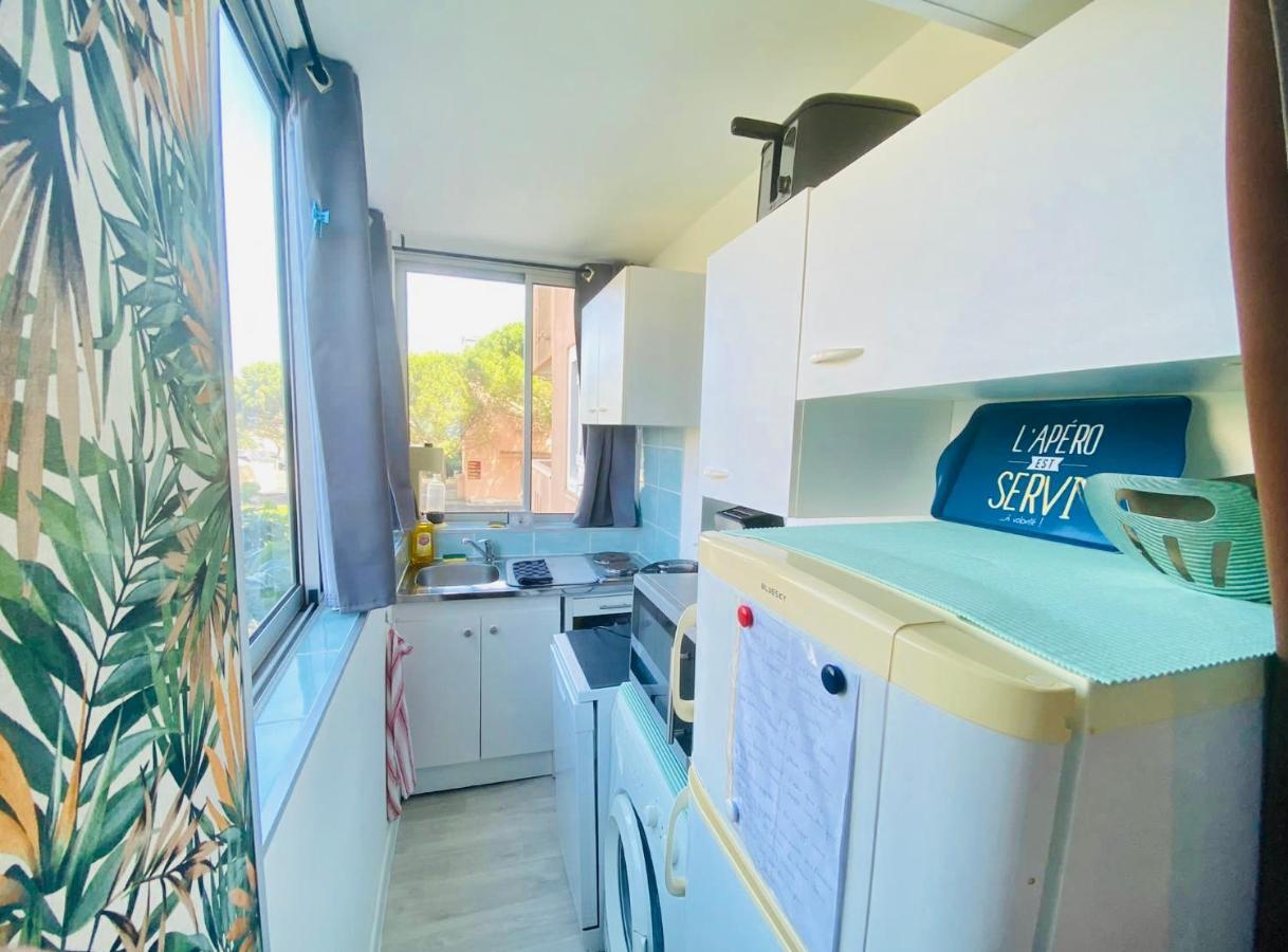 Appartement Proche Mer Avec Piscine Et Parking Fleury  Exterior photo